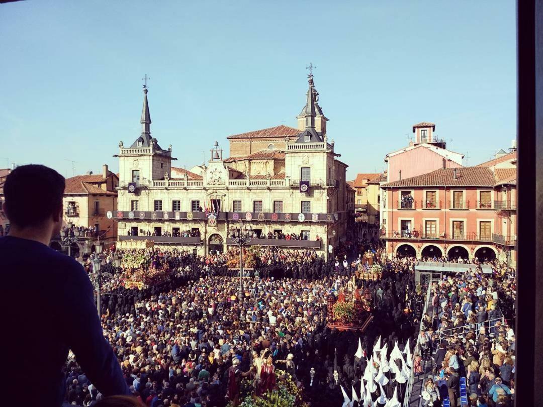 Ng Plaza Mayor León Buitenkant foto
